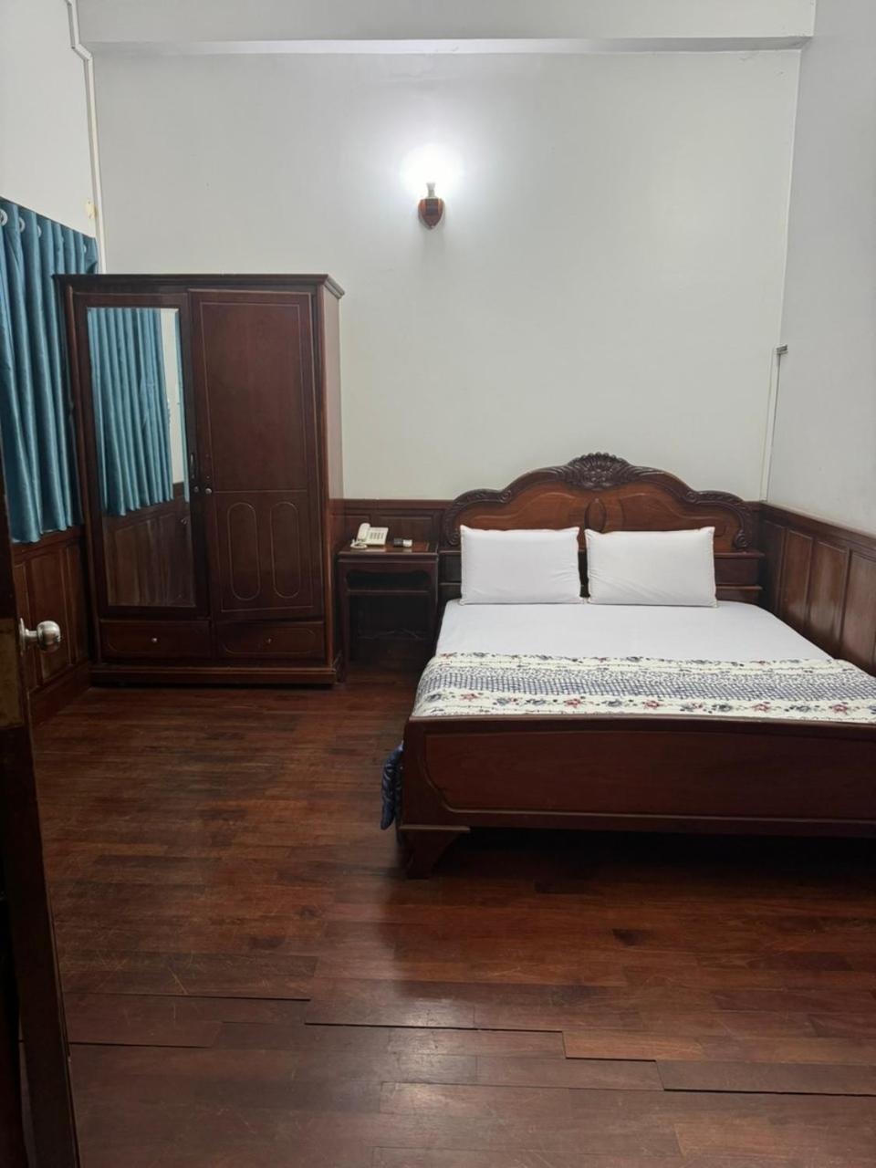 Song Cau Hotel Хошимин Экстерьер фото