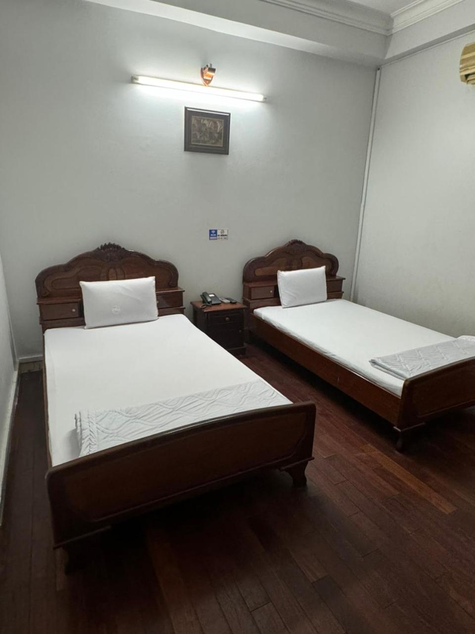 Song Cau Hotel Хошимин Экстерьер фото